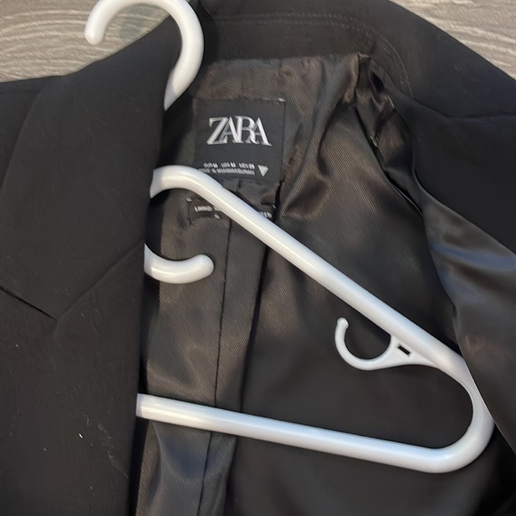 Zara oversize suite - Picture 3 of 3